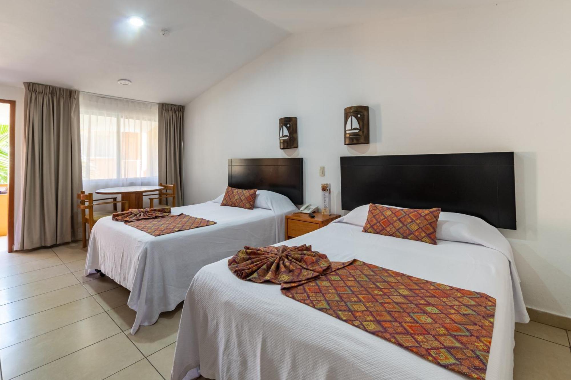 Costa De Oro Beach Hotel Мазатлан Номер фото
