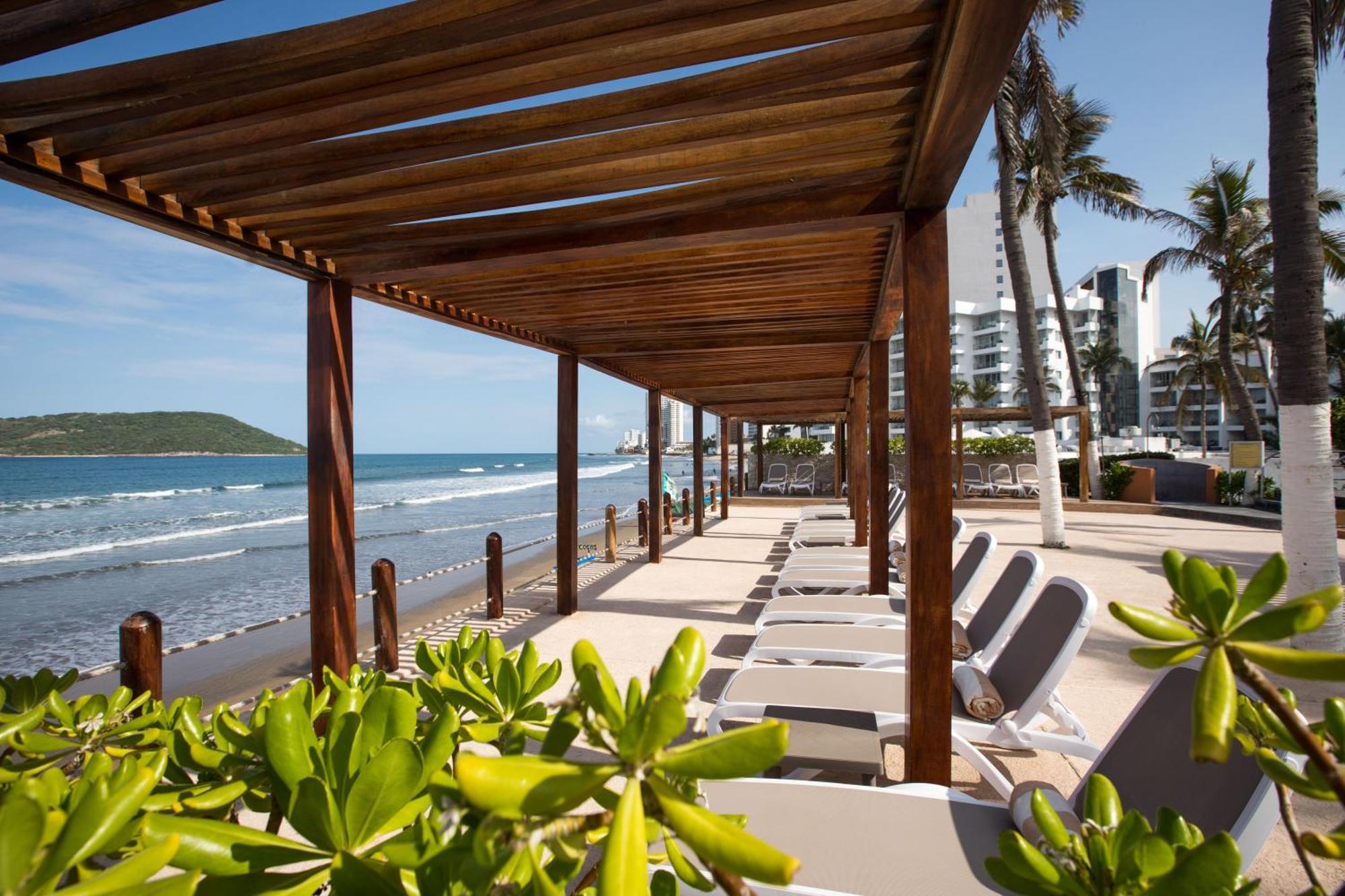 Costa De Oro Beach Hotel Мазатлан Екстер'єр фото